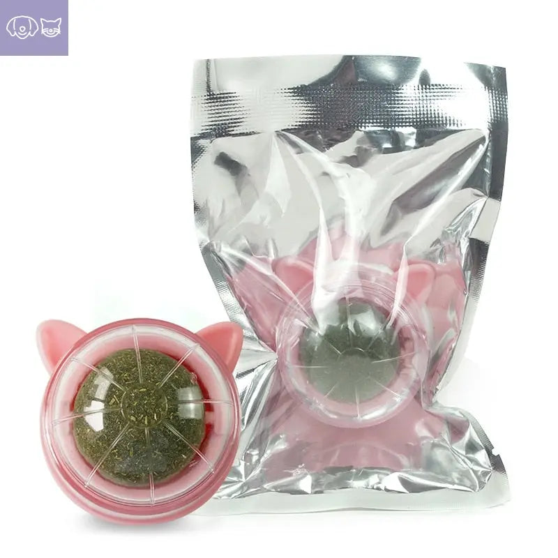 Natural Catnip Cat Rotatable Catnip Wall Ball